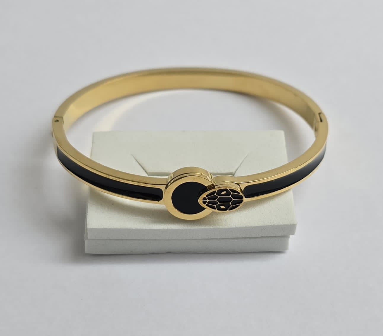 Elegant Gold and Black Enamel Bangle Bracelet