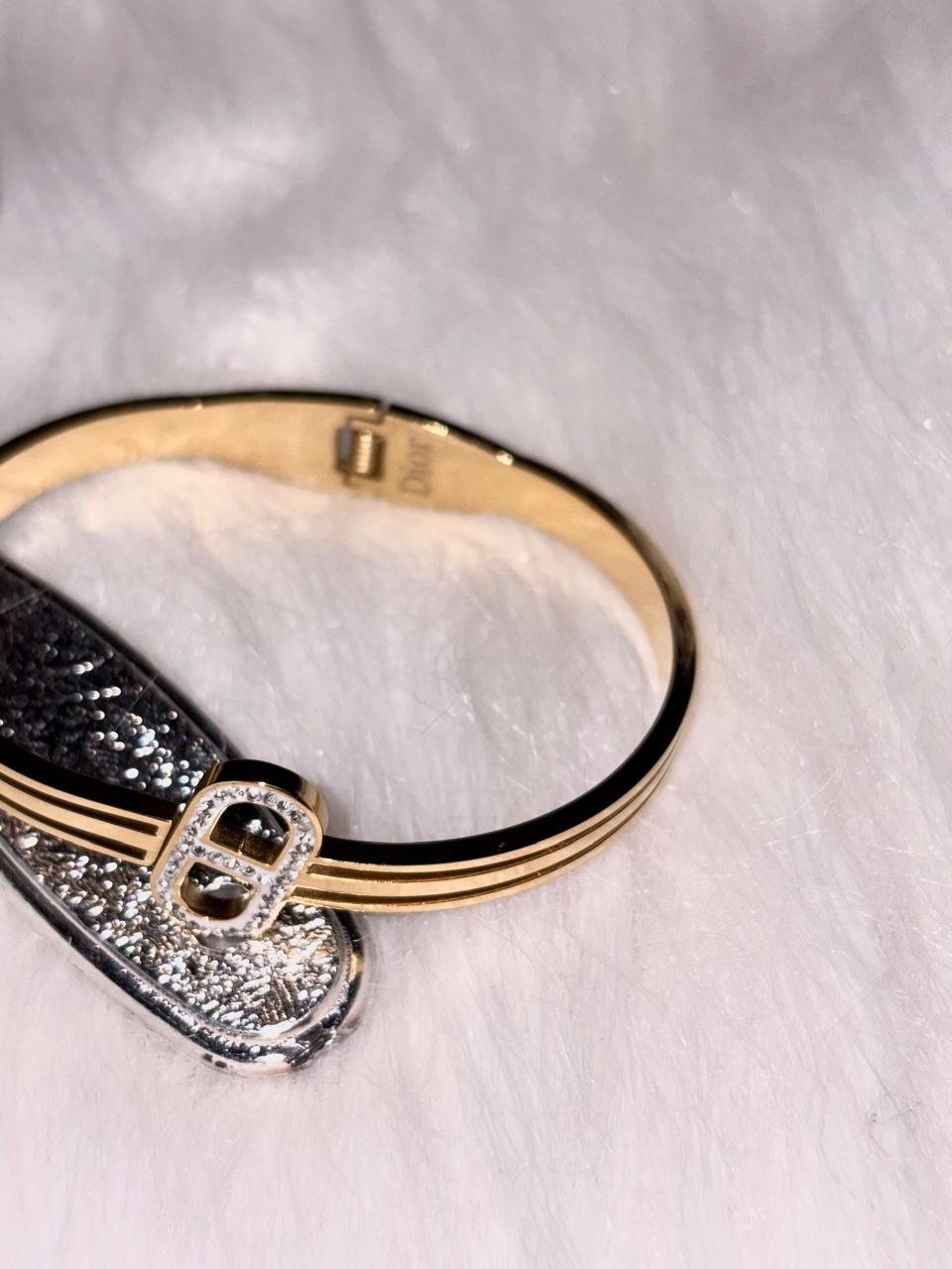 Luxurious Gold-Plated Designer-Inspired Bangle Bracelet
